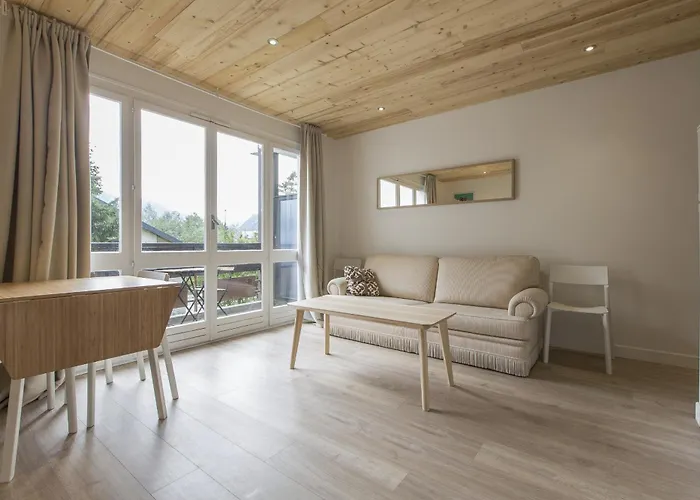 Les Periades - شامونكس